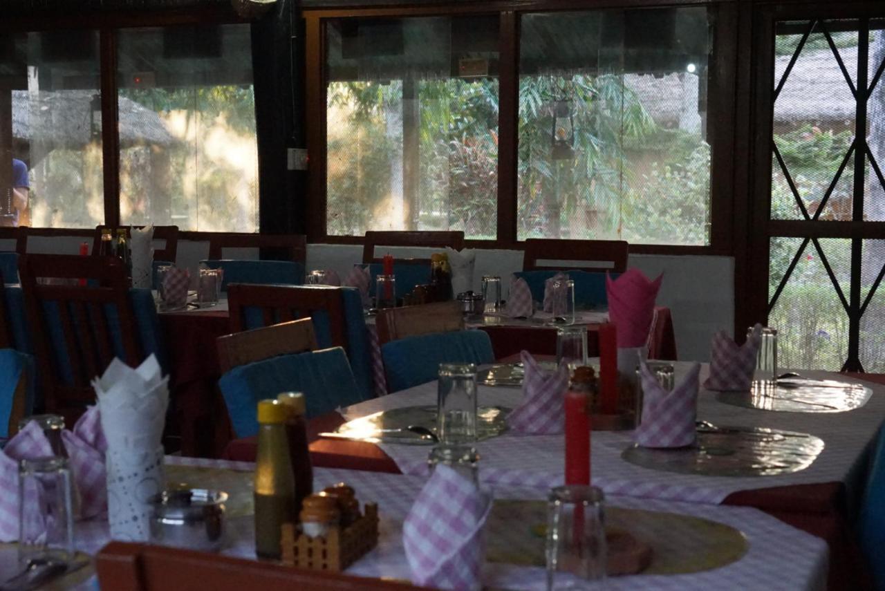 Forest Hideaway Resort Pvt Ltd Bardiya Eksteriør billede